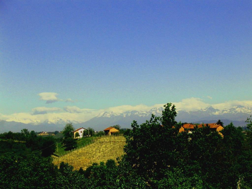 Cascina Bella Vista Guest House Cioccaro Di Penango Exterior photo